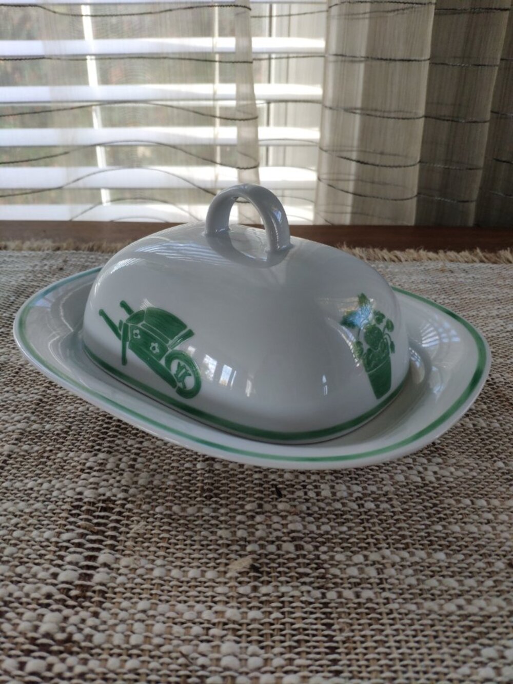 Guy Degrenne Pareo Jardin VTG Domed Porcelain Butter Dish, Made in France 8"